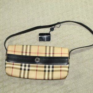 Burberry London Women´s NovaCheck Pattern Coated Canvas Beige  Handbag